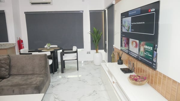 Kays Comfort Place VI, short-let apartment in Lekki